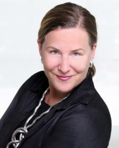 Headshot of Maura Reilly, director of the Rutgers Zimmerli Museum